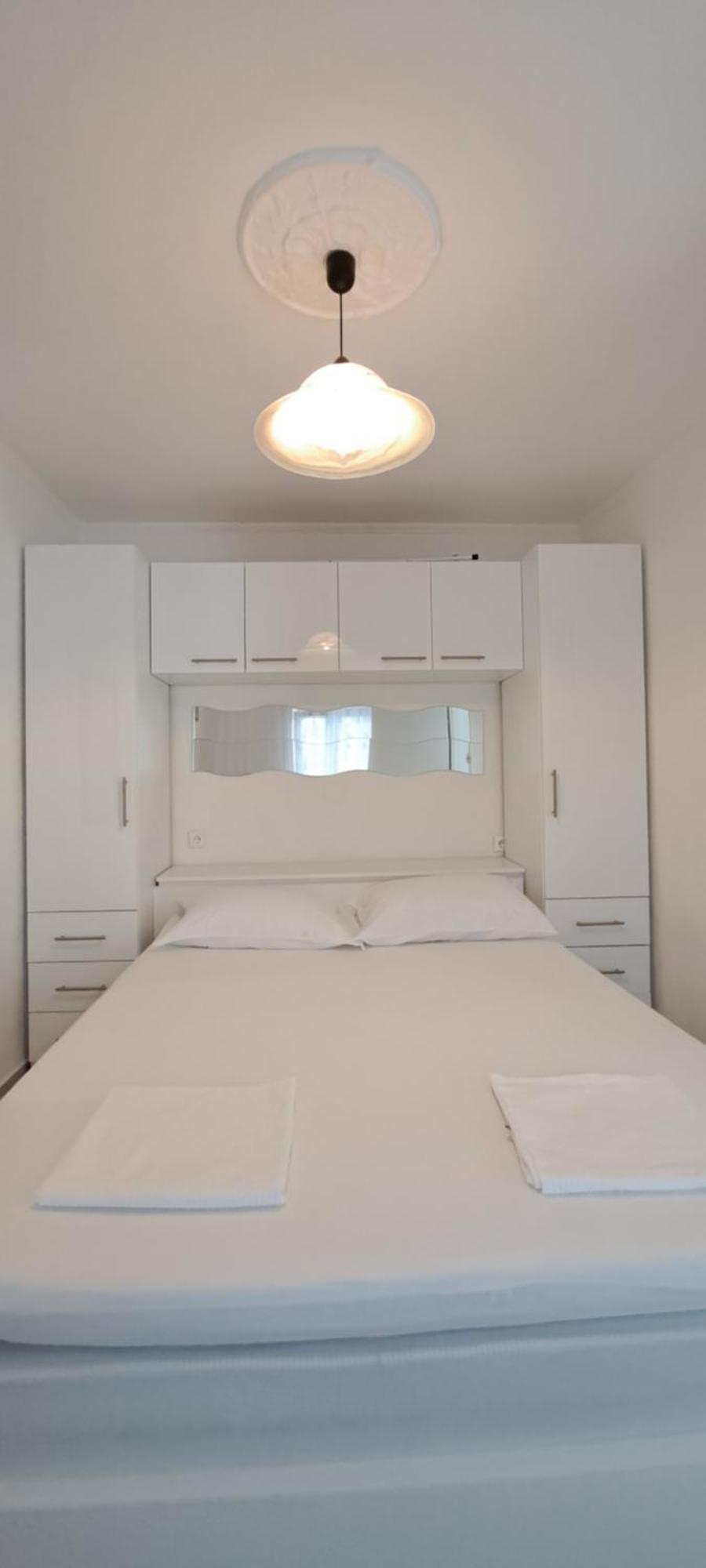 Apartmani Ana-Lora Lopar Esterno foto
