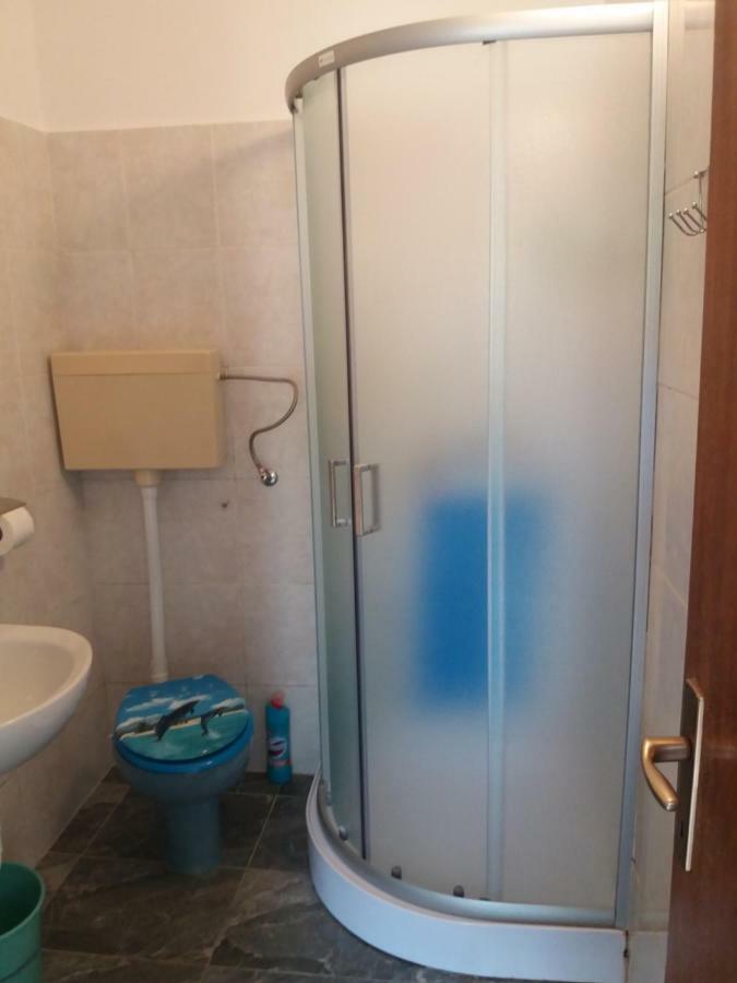 Apartmani Ana-Lora Lopar Esterno foto